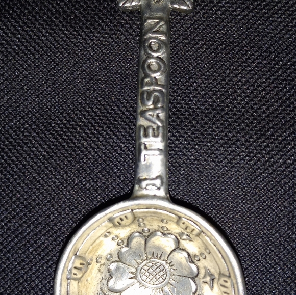 Ganz Vintage pewter measuring spoons in butterfly motif - Picture 9 of 12